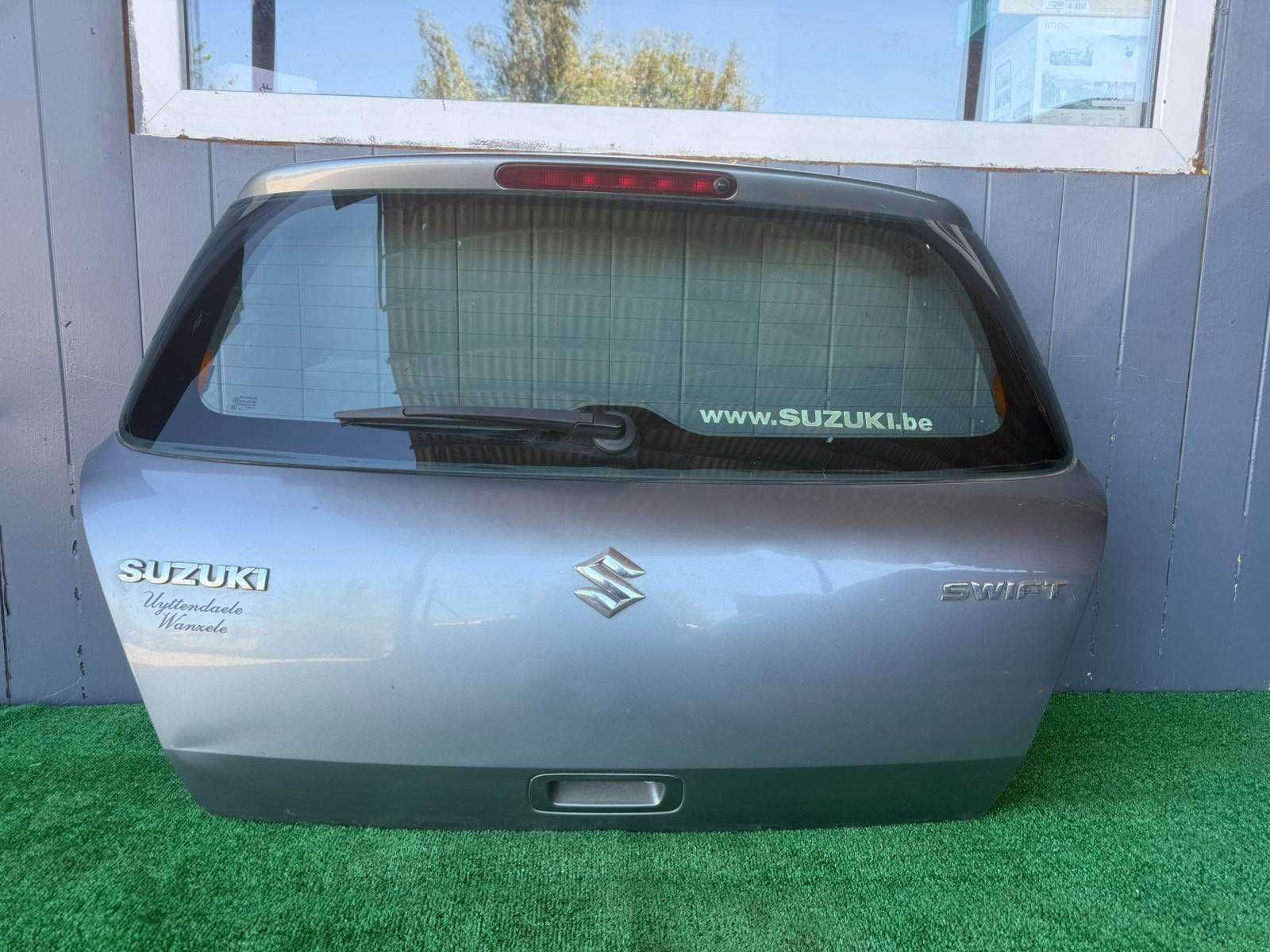 Задня ляда Кришка багажника Suzuki Swift Сузукі Свіфт mk4 2004-2010рік