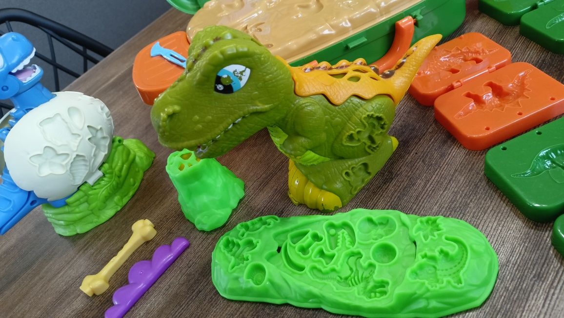 Zestaw Play doh ciastolina dinozaury