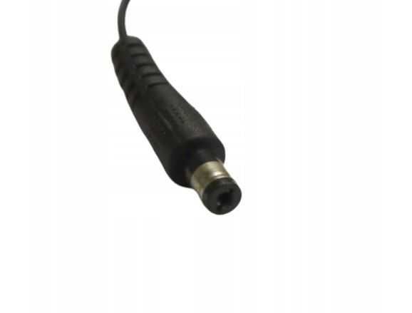 Zasilacz wtyczkowy UE 12V 1,5A 18W WTYK 5,5 x 2,1 mm HW-120150E5W (UE)