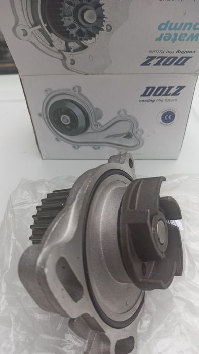 Водяний насос (помпа)  новий. Ціна 1450 грн. 
DOLZ (Іспанія) 1423грн (