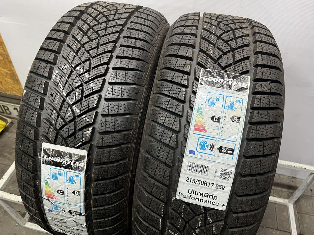 215/50/17 95V Goodyear Ultra Grip Performance