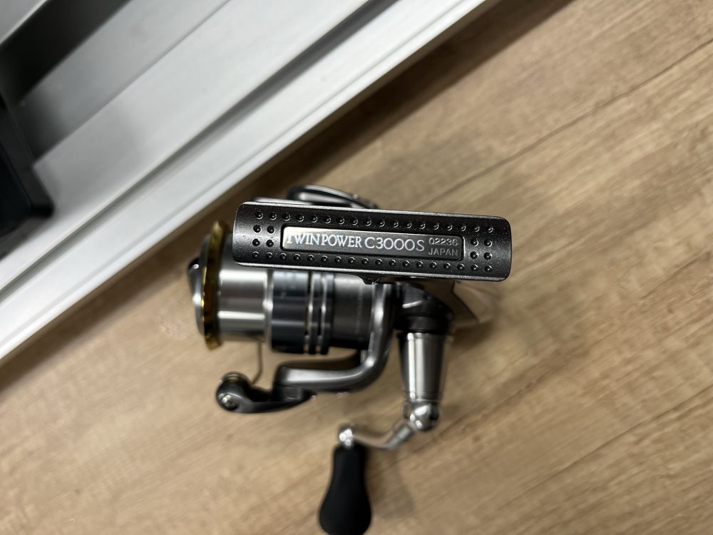 Kołowrotek Shimano Twin power C3000S