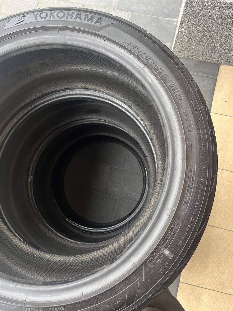 Yokohama Advan Fleva 225/45 r17 2018r Letnie