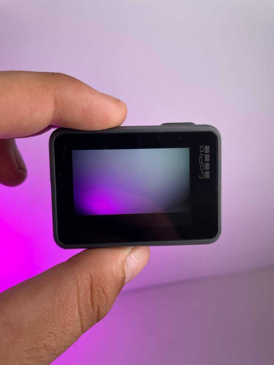 Екшн камера GoPro Hero HWBL1 в ідеальному стані, з комплектом