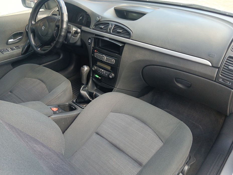 Renault Laguna 2 rest