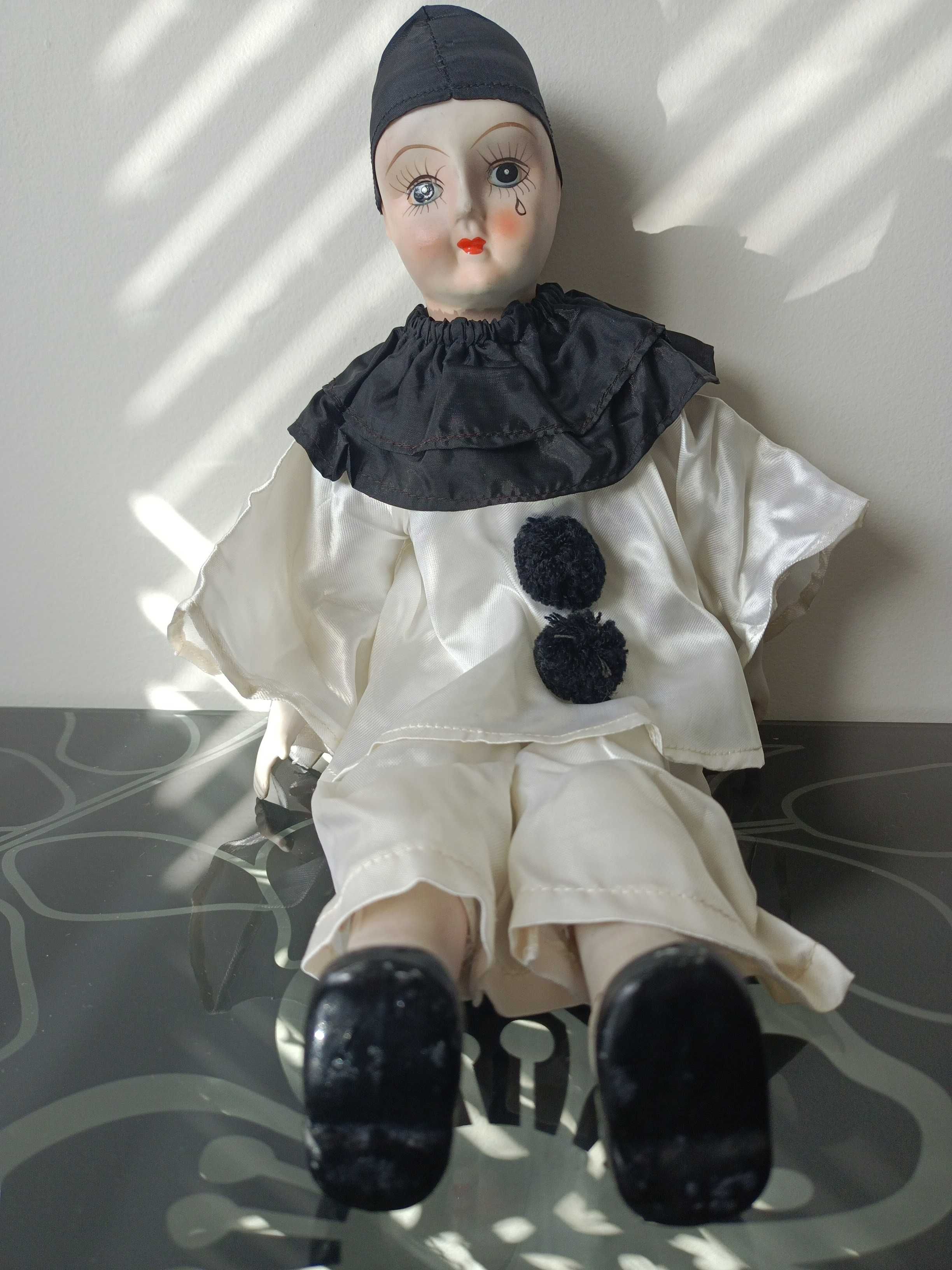 Pierrot em porcelana
