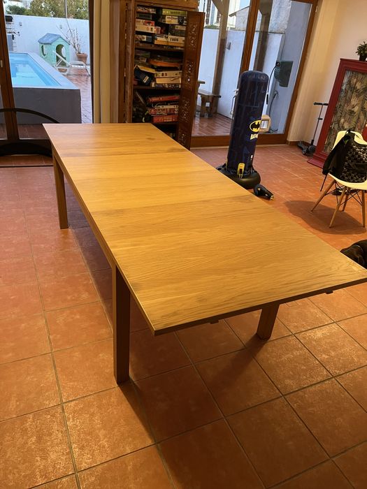 Mesa de refeições extensivel