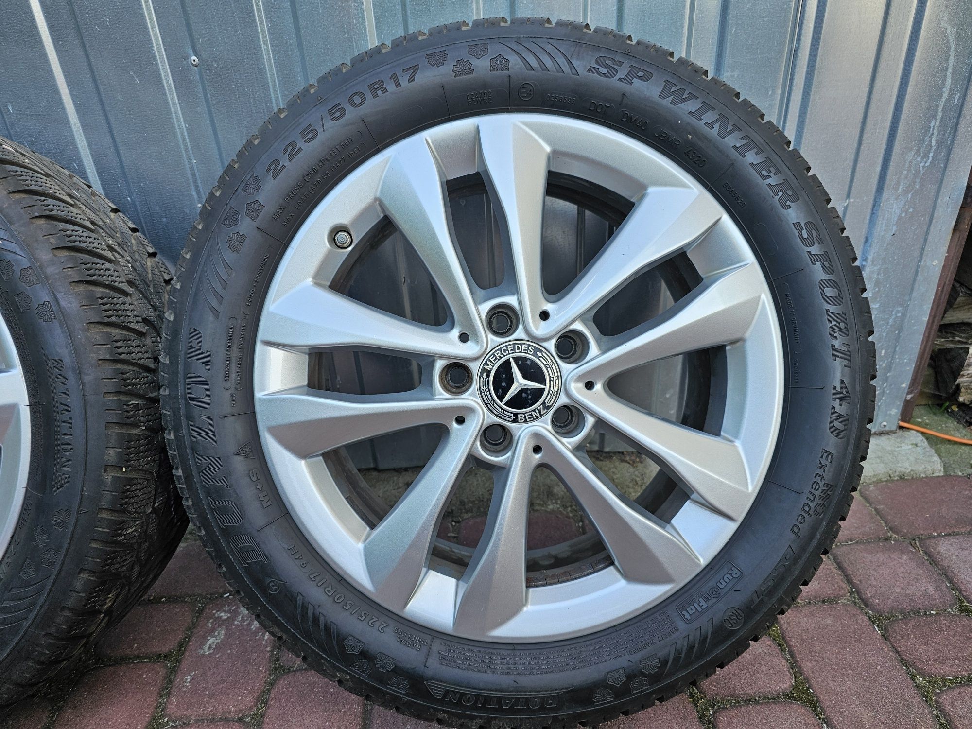 Koła Mercedes 225/50/17 zimowe