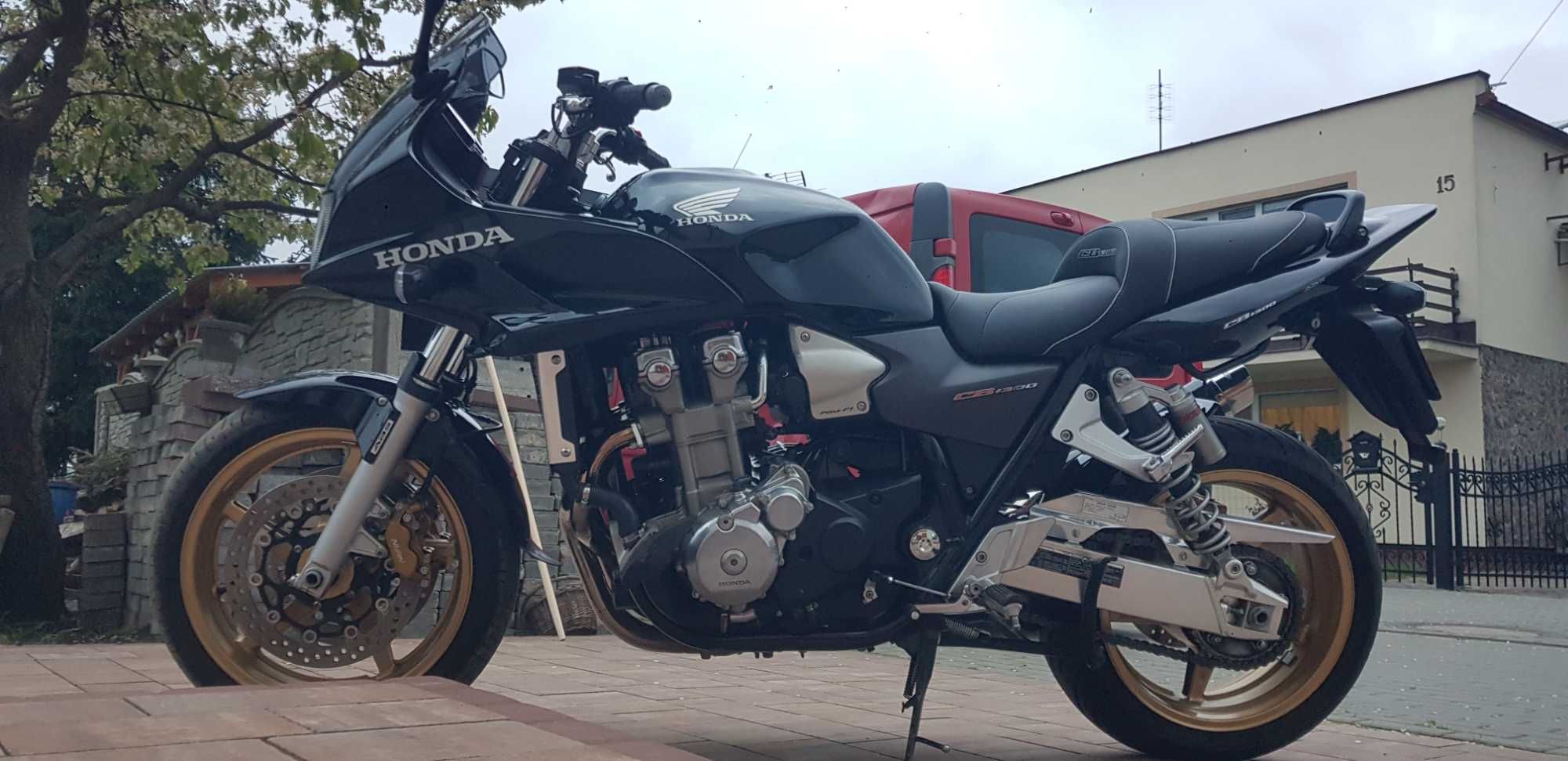 Honda CB1300S piękną i doinwestowana.