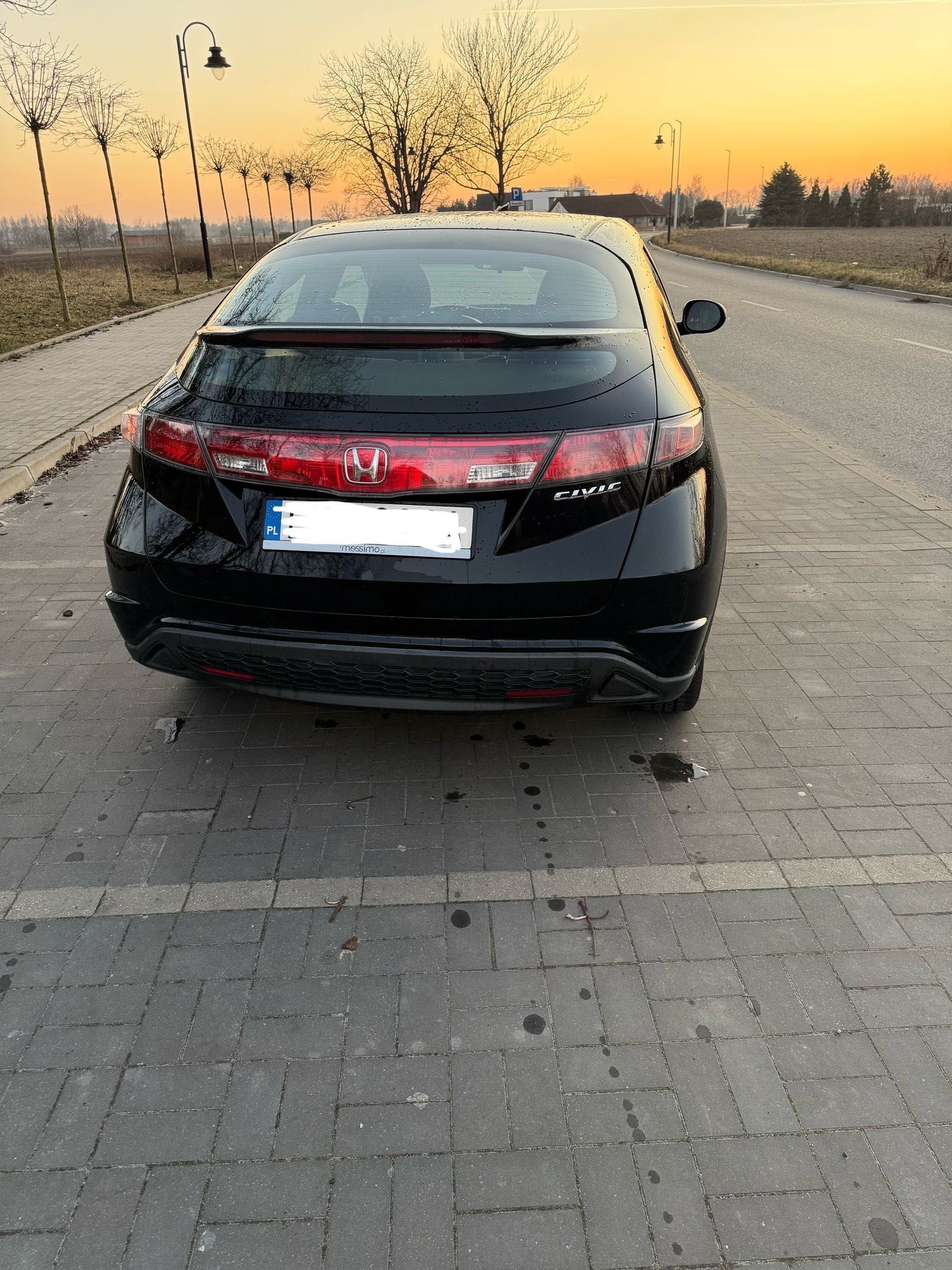 Honda Civic 1.4 czarna