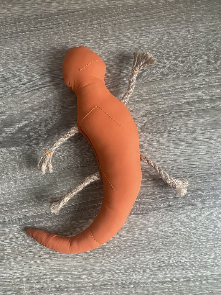 Іграшка для собак ящірка нова