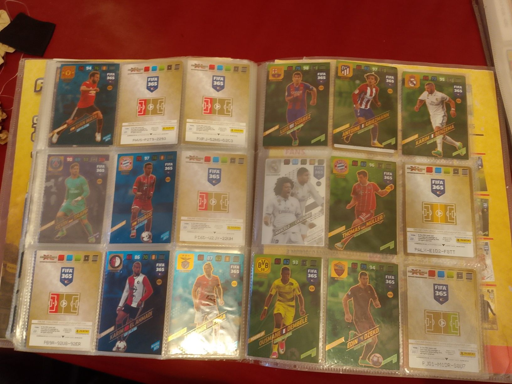 Kolekcjonerski Album Kart Piłkarskich FIFA 365 edycja 2018