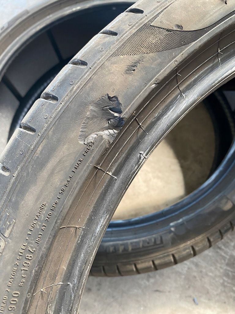 275/35/22 Pirelli P Zero PNCS