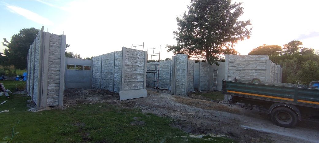 Ogrodzenia, garaże, wiaty, budynki z płyt beton