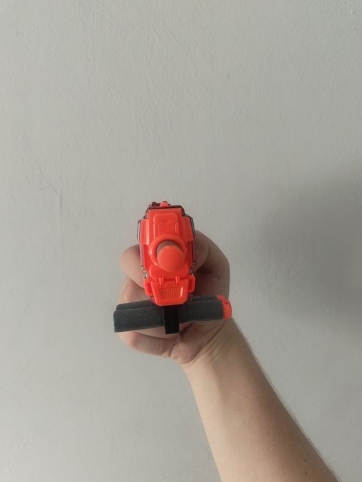 Mały zabawkowy pistolet X-SHOT