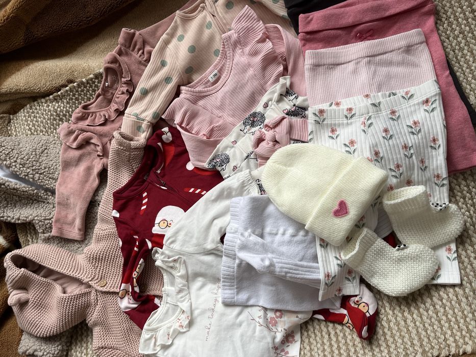 Набори одягу для дітей від 0 до 9 місяців