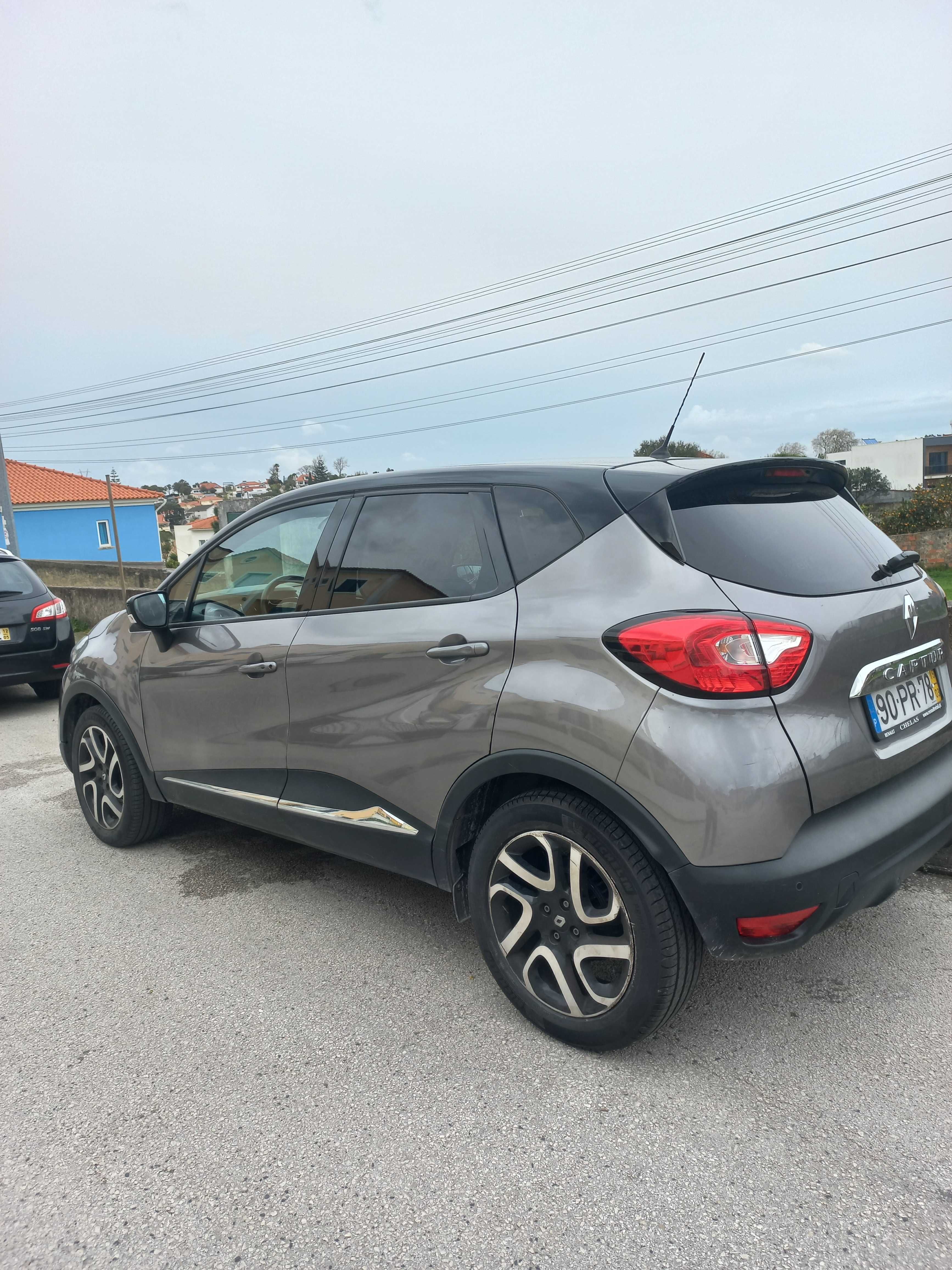 renault captur de 2015, diesel, de 90cv, com 128000km