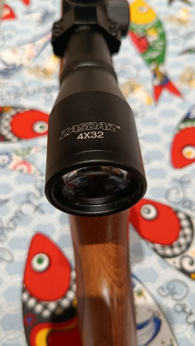 Carabina Artemis GR1250W 5.5mm + mira Zasdar 4x32