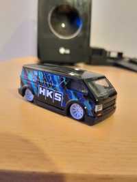 MBK Van (HKS) - Hot Wheels Premium