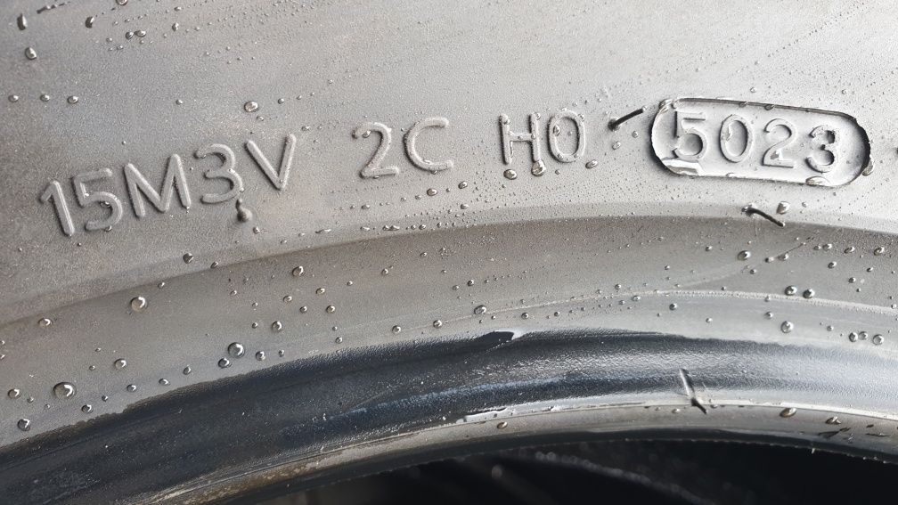Hankook Ventus S1 evo3 
235/60 R18 103 W  AO