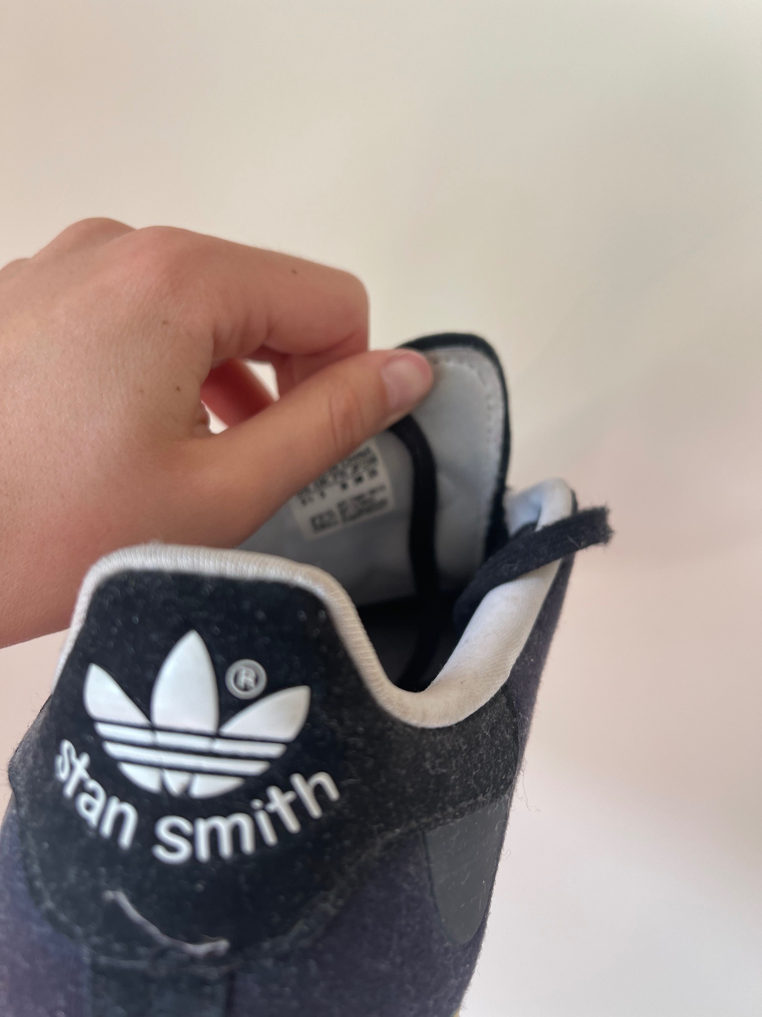 Adidas Stan Smith pretas