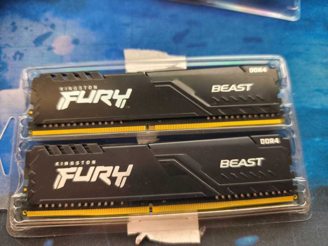 Память DDR Kingston 4x8 32GB DDR4 3200 Fury Beast Black