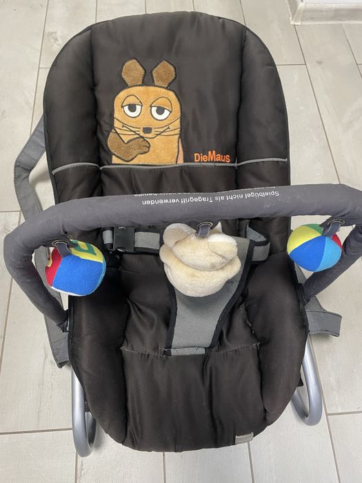 Дитяча лежанка в хорошому стані