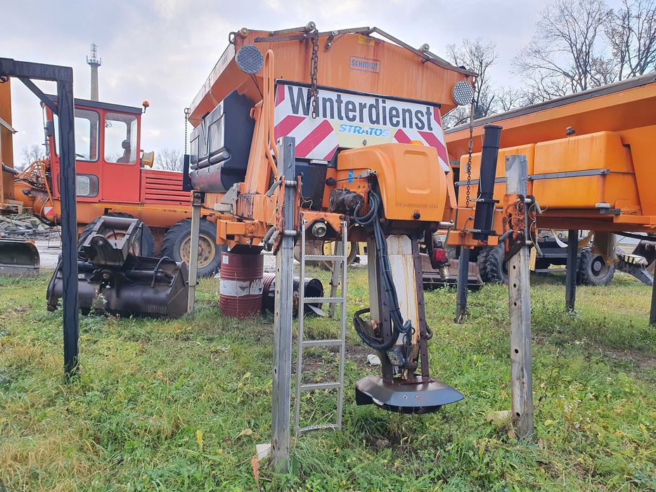 Solarka Piaskarka Schmidt Stratos taśma silnik 5m3 posypywarka