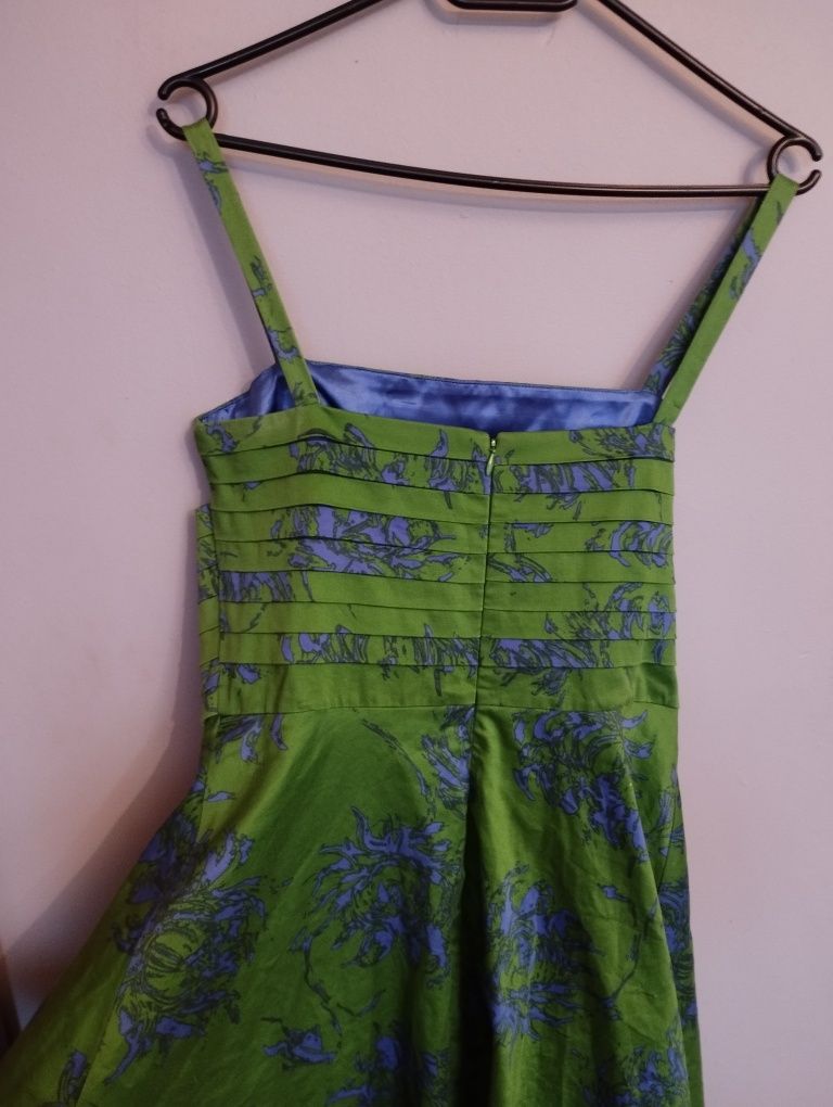 Zielona rozkloszowana sukienka kwiaty vintage pinup retro 38