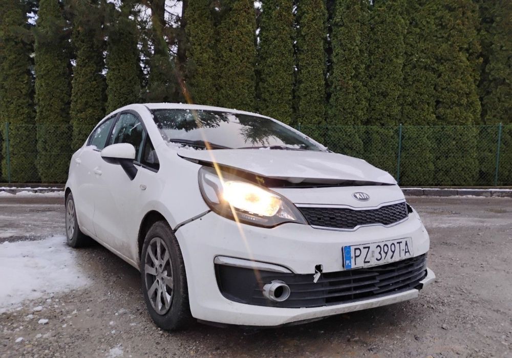 Kia Rio 2015r, SALON POLSKA, 1.2 LPG. Uszkodzony lewy przód. Jeździ.