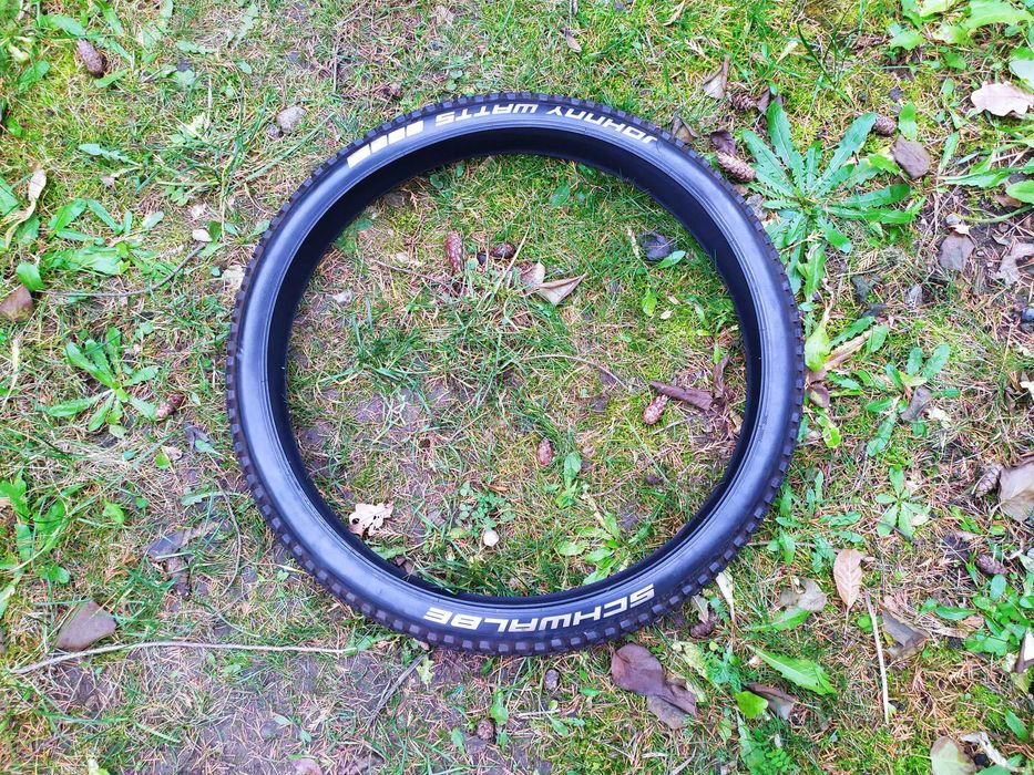 Schwalbe JOHNNY WATTS Performance opona 27,5x 2,35 ADDIX Polecam