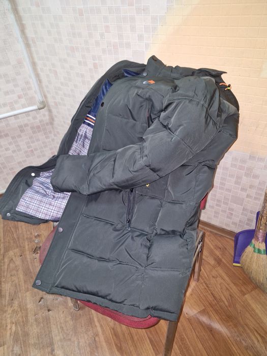 Пуховик мужской р 52-54