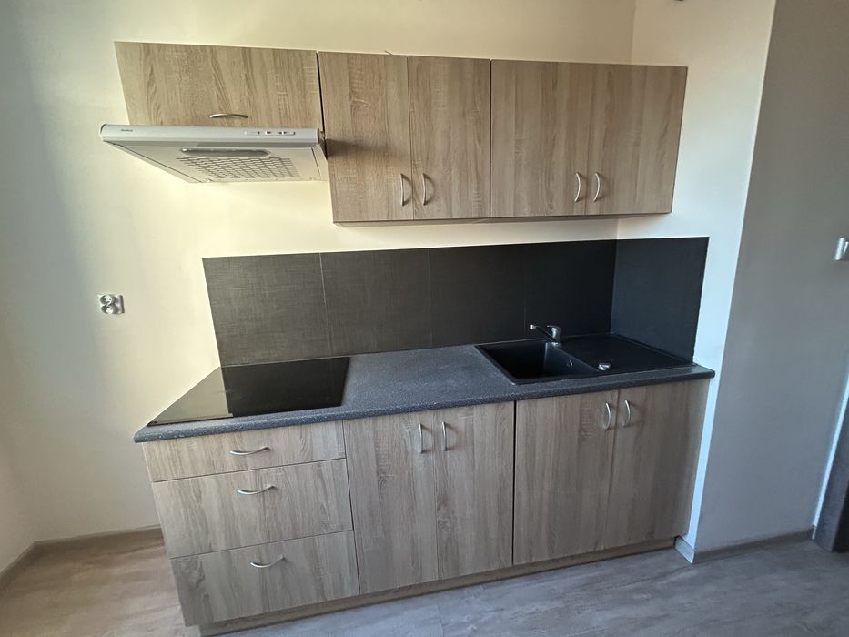 Meble kuchenne, stół, szafka