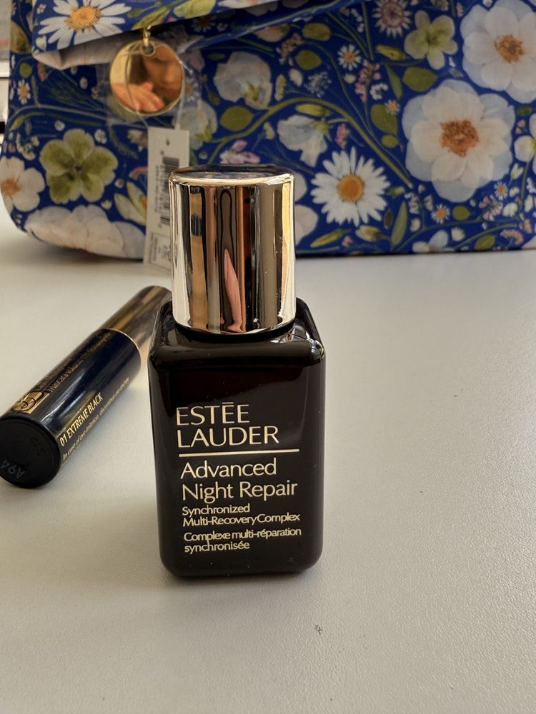 Подарунковий набір від Estée Lauder оригінал