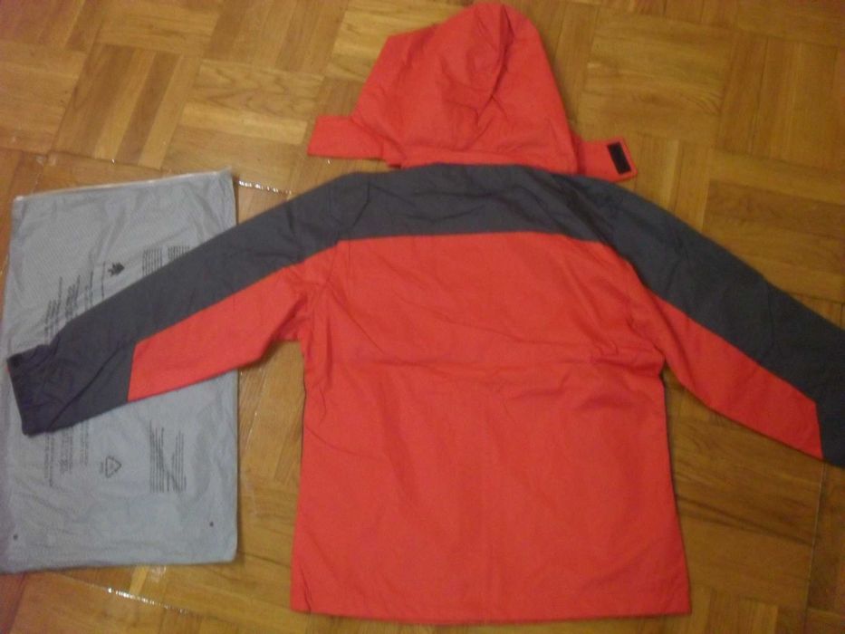 Куртка лёгкая женская QI WY HAI лыжная( бордерская ) , разм S( 36-38 )