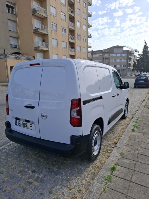 Opel Combo 1500 3 lugares 2024