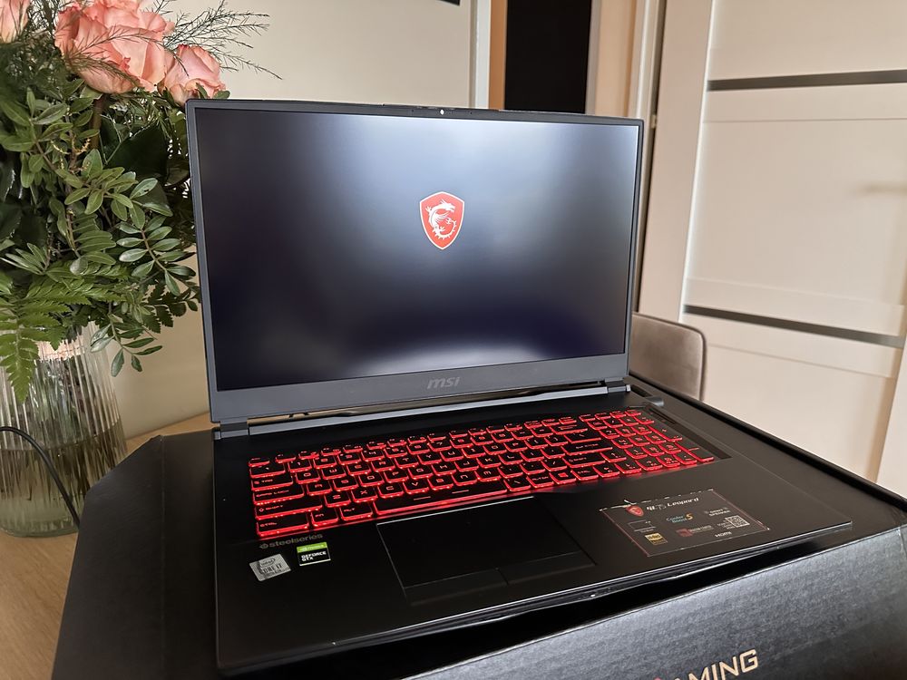 Latop MSI GL75 Leopard 10SDR-260XPL