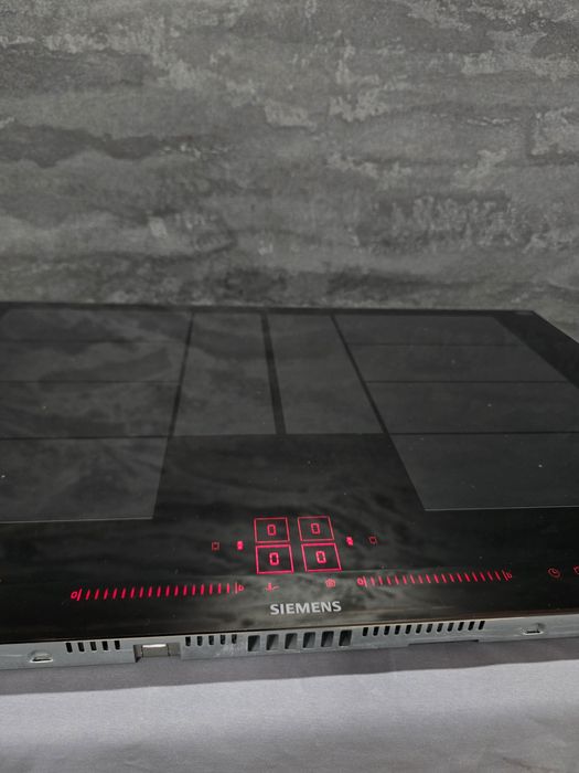 Індукційна плита Siemens 81см Топ.стан PowerBooster