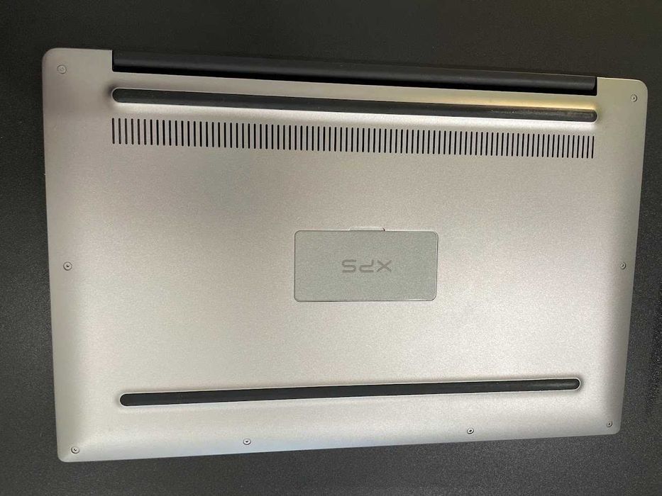 Dell XPS 13 9360 | i7 8550U | 16GB | 512 SSD | 4K 3200×1800 Touch