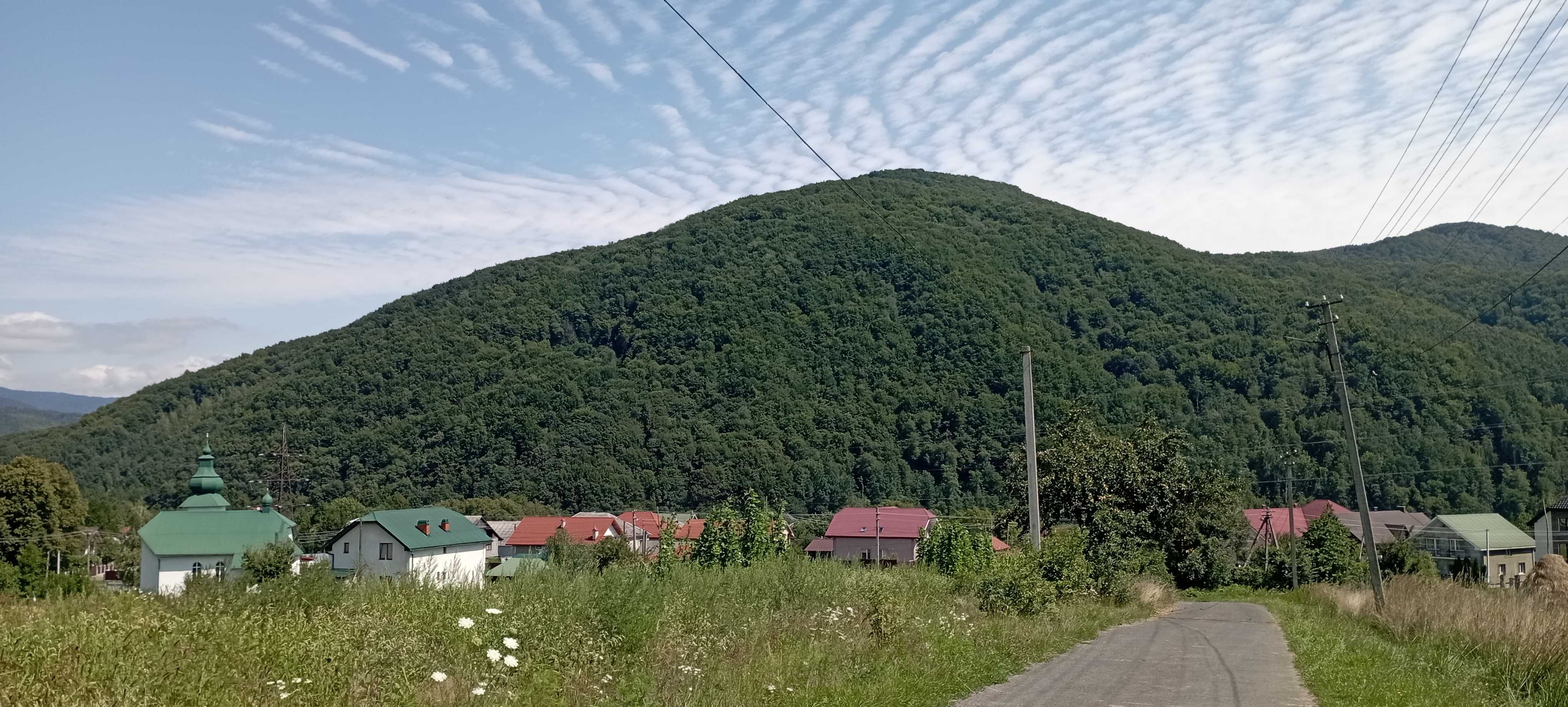 Продаємо земельну ділянку Солочин Закарпатська область