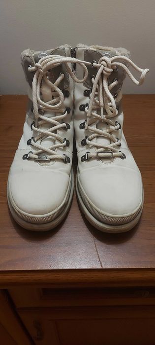 Piękne ocieplane buty/ cena do negocjacji