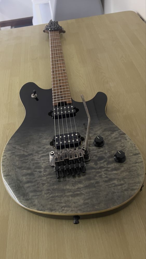 Guitarra EVH Wolfgang STD