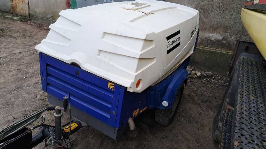 Kompresor sprężarka ATLAS COPCO XAS 67 . zarejestrowany OC 2013r.