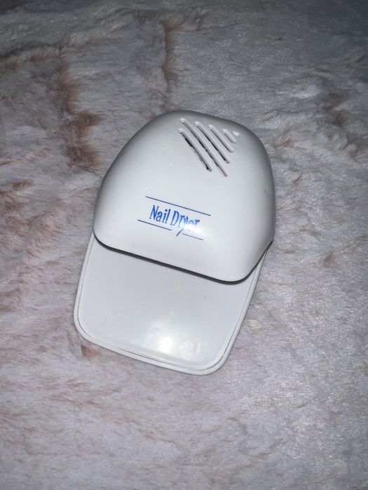 Dla Dzieci. Suszarka do paznokci.