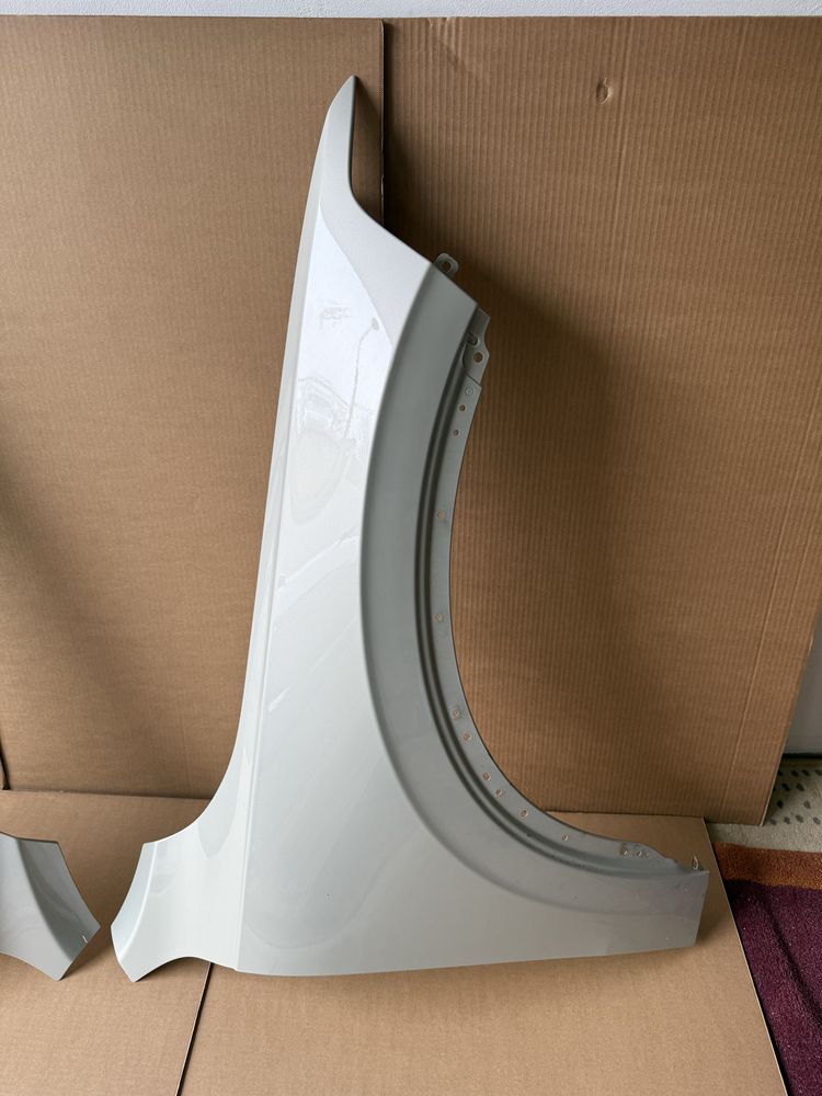 Volvo XC90 2 II błotnik lewy prawy 726