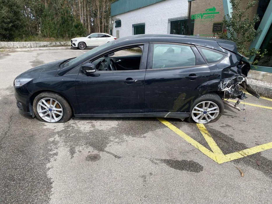 Elevador vidros frente esquerdo FORD Focus III