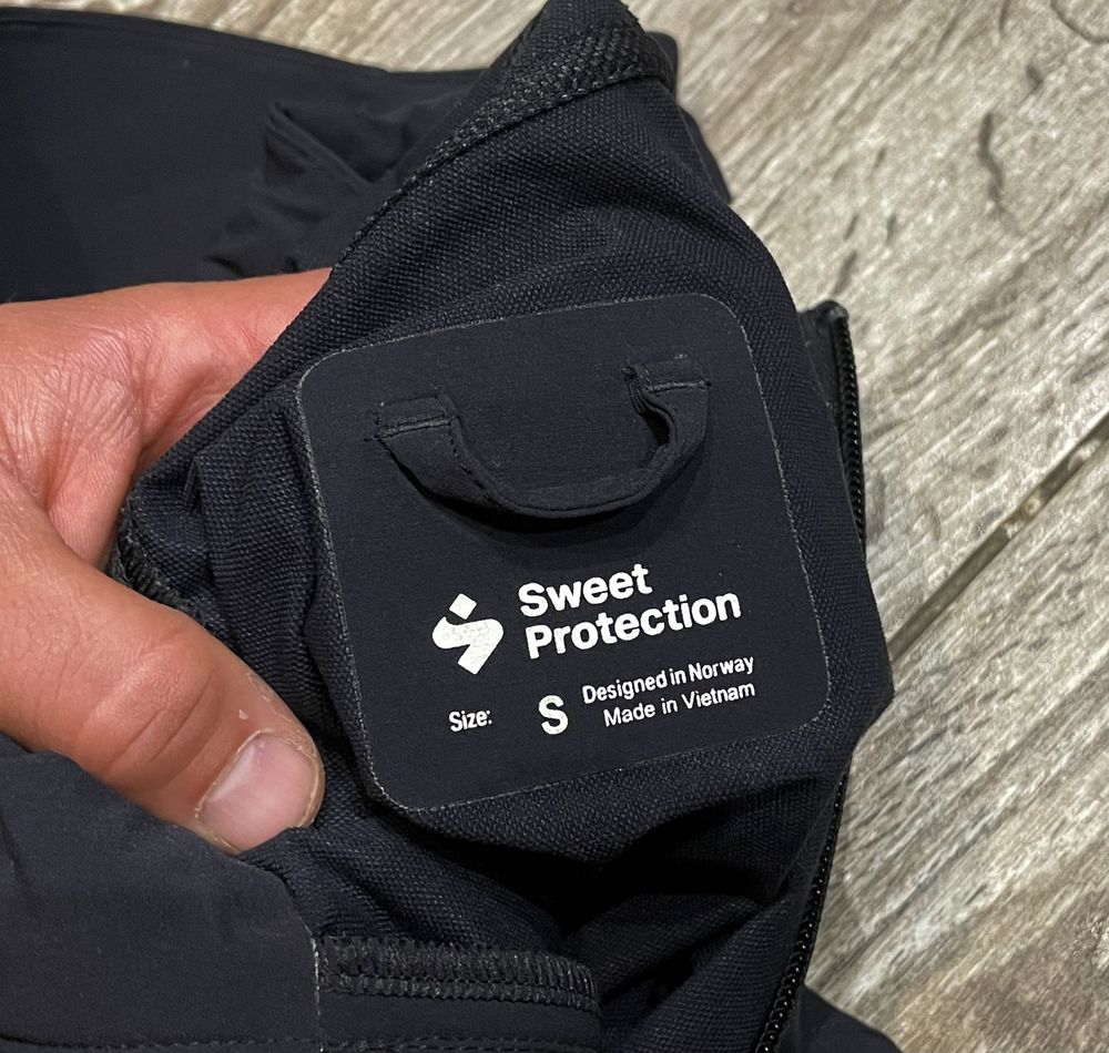 Damska Kurtka trekkingowa Softshell SWEET PROTECTION model SUPERNAUT S