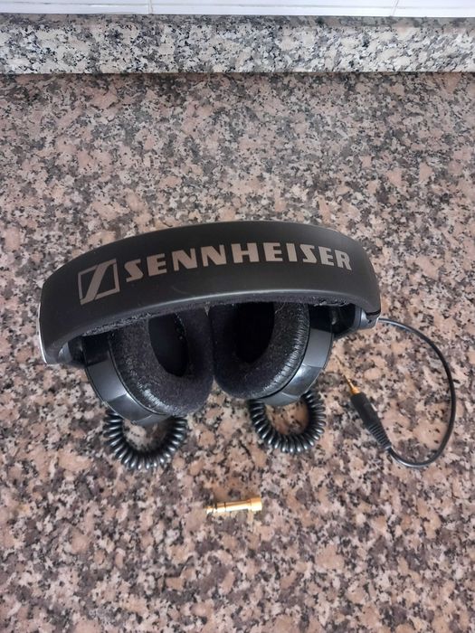 Auscultadores Sennheiser HD 215