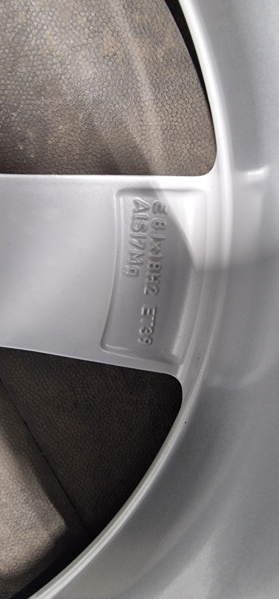 Koła Zimowe Audi A6 C8 A8   Q5  Vw Tiguan  Q3