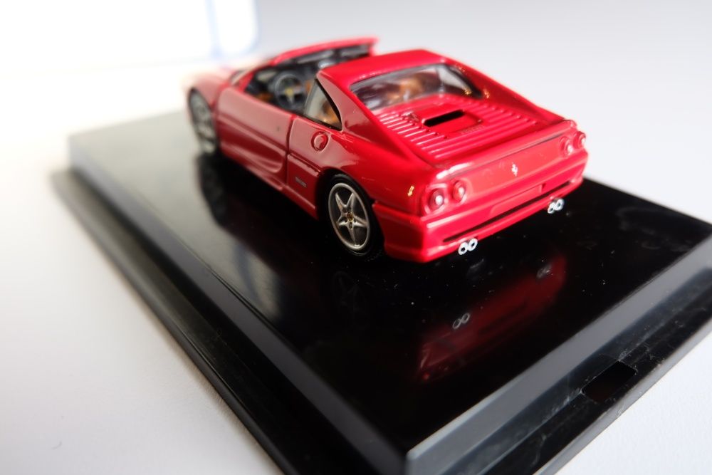 Miniatura Ferrari F355